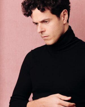 Michaël Grégorio Instagram - Fait frisquet non ? 
Photos : @helenepambrun 
Stylisme : Bruno Lemaire