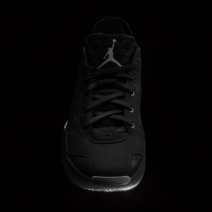 Michael Jordan Instagram - Engineered to embarrass the competition. 

Light up the court in the AJ39 ‘Lumière’.

Link in bio to shop.