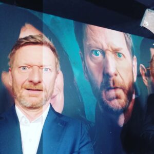 Michael Kessler Instagram - Weltpremiere #kohlrabenschwarz ab 08.06. @paramountplusde
@bettina.zimmermann @bettylamprecht @peterketnath @axel.milberg @juergentonkel @sogolfaghani_ @lexius_prince @tommy_krappweis