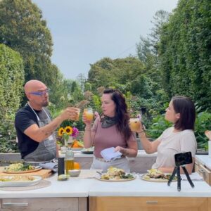 Michael Symon Instagram - It’s all about the pork today 🐷🐖🥓… NEW EPISODE OF #SYMONDINNERS TODAY AT 12|11c on @foodnetwork