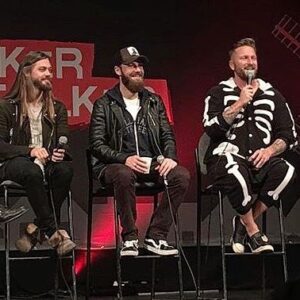 Michael Traynor Instagram - I was told the dress code was Business Casual.
💀
💀
💀
#wscatlanta @walkrstalkrcon
📸: @tiffanylkopyar