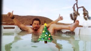 Michael Traynor Instagram - If I’ve learned anything from this year it is to celebrate whenever you are able. Wishing you all goodness. 

Merry Whatever & Happy Next Year! ✨🎄🌞🎄✨
