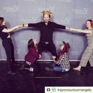 Michael Traynor Instagram - #fbf: Not only was this an honor, but I’m taller now, to boot!!
✨🦄✨
#Repost @traynorsunicornangels with @get_repost
・・・
We had so much fun reuniting with, and fighting over our Unicorn King at #wsclondon 🦄👑💜🤣 @traynorsunicornangels