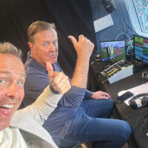 Michael Vaughan Instagram - Nice be on the first game of the 100 for @bbccricket at the Oval yesterday .. it’s a tournament that divides opinion but It was good fun .. 2 average games but a full house & great atmosphere .. Oval invincables to win the men & women’s  comp could be on the cards .. @isaguha @kbrunt26 @phil.tufnell @tymalmills .. 👍 @marksandspencer