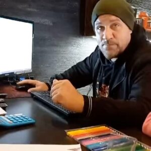 Michal Holán Instagram - Kamarádi sobota 2.12. je datum , kdy proběhne už dvacátý osmý ročník galavečera bojových sportů  Heroes Gate 28 @heroes_gate_  a já mám tu čest, že tuhle akci budu poprvé moderovat , vyvolávat bojovníky 🤩💪 kamarád Láďa Kutil , jakožto legenda Českého boxu a zároveň pořadatel , bude mít v ten večer možná jeho poslední zápas a budou tam další velký jména jako Luboš Vrňata a spousta dalších borců 🤩❤️💪 mezi mladšími budou bojovat například -  mistr světa v MMA Tagir Machmudov @tagir_machmudov 🤩💪 Patrik Kutil @patrik_kutil_  mistr Evropy v MMA 🤩💪 Pavel Touš mladší - @paveltous2 , kluci mají velké předpoklady , že se v blízké době dostanou do nejvyšších soutěží světa jako je věhlasné UFC a podobně.. a samozřejmě spousta dalších super bojovníků 🤩🙏 ještě je čas , tak neváhejte a kdo máte rádi bojové sporty a čas , tak si kupte vstupenky a 2.12. se vidíme v Unip Aréně a společně si užijeme tenhle speciální galavečer Heroes Gate 28 🤩❤️💪 krásný večer všem 🤩😉🙏