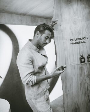 Michel Duval Instagram - IKIGAI 👁️‍🗨️
Feliz de haber sido parte del desfile de la nueva colección otoño/invierno 2024 de @adolfodominguezofficial . Pura gozadera 🔥 #adeventoglobal #adolfodominguezperfumes