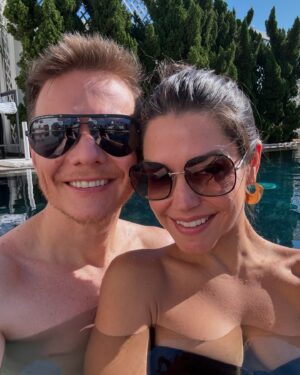 Michel Teló Instagram - O jeito é… @tatafersoza 
Amei a surpresa…