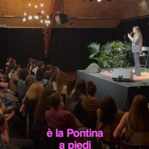 Michela Giraud Instagram - Settembre sta arrivando e con sé il pippone dei pipponi dei racconti estivi: il cammino di Santiago di Compostela