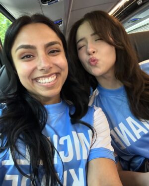 Michelle Khare Instagram - @MrBeast put us in a box to compete for $1,000,000 for our subscribers!! It was such a surreal experience being isolated from the world and getting to meet so many creators I admire!! GO WATCH to see who wins!! 💪🏽