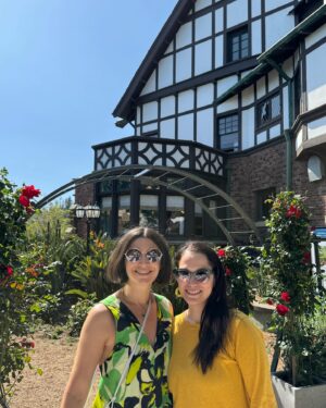 Michelle Macedo Instagram - 🥂Happy Birthday to my stunning, intelligent, compassionate, extremely fashionable sis in law @jwildperlman 💛 I can’t wait to keep celebrating one of my favorite 🦀’s all month long 🌊 so grateful for you 🥰 love you ❤️