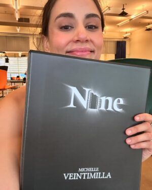 Michelle Veintimilla Instagram - Finally get to sing that high C 😌😮‍💨. This room is dreeeeaamy. Come see us @kennedycenter Aug 2 - 11 💙
