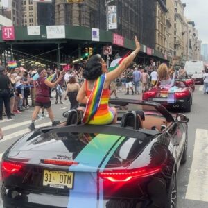 Michelle Visage Instagram - CAN YOU IMAGINE?!!! I was invited to be a GRAND MARSHAL of @nycpride!!!! This was a moment I will NEVER FORGET! THANK YOU THANK YOU THANK for having me and making me feel so special. NYC Pride was the first Pride I ever attended many, many years ago and it is by far the best in the world as it is the OG and the reason we march! Thank you to my face, @lipsticknick for coming to NYC to do this with me and for my NYC hair guru @lorenzodiazhair for giving me my coif! For everyone who was there and helped us spread and feel the love 🌈 , I love you SO MUCH! I also got to see my dear friend @sydneyharcourt shine as RumTugTugger in CATS and that was beautiful to witness. I love you, NYC, for then, for now, FOREVER! I am HONORED to walk hand-in-hand with a community I love with all of my being and I proud to call myself an ally 🏳️‍🌈🌈