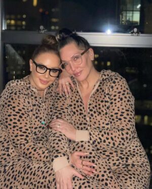 Michelle Visage Instagram - Best friends. Over the years, especially as we are lucky enough to get older, our friendship circles get smaller for many reasons. The ones that matter, stick by your side no matter what. Those are the true blues. Those are the ones that you know - no matter what - they’ve got you. That is my @leahremini. It’s been 22 years and counting and it was love at first sight. Today is her birthday, so join me in showering my best friend with love!!! I LOVE YOU LEELEE
