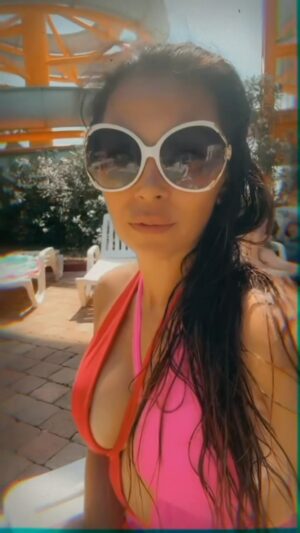 Mickie James Instagram - vivre la vie 🇫🇷🤠

#travel #fypage #france #bookstagramfrance