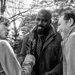 Mike Colter Instagram - Looking forward to another episode of @evil ? Here's another Fun Stack aka Photo Dump:)😈 😇 #paramountplus #netflix #bts  #mikecolter #onset #napping #severedarm #sfx #spaceballs #lordvader #harrassment  #middlefinger 🖕🏻 #fucken #blowup #dolls