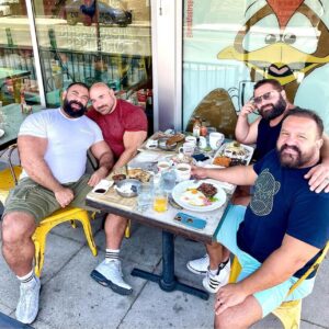 Mike Ergas Instagram - Great catching up with these guys! Can’t wait to do it again.  #goodfriends #brunch #steakandeggs #endlesscoffee