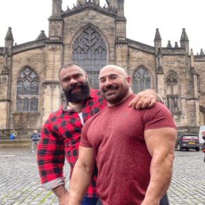 Mike Ergas Instagram - Had an amazing time with my love @giorgibear in London and Scotland meeting his entire family. Can’t wait to do it again. #love #england #scotland #makingmemories