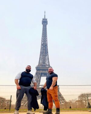 Mike Ergas Instagram - Thank you for an amazing time, @giorgibear, in London and Paris.  Can’t wait to see you again soon. ❤️ #london #paris #valentinesday #love