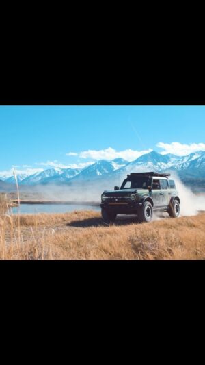 Mike Escamilla Instagram - Anybody have any summer adventurers planned? #teambronco_ambassador #betheadventure @fordbronco