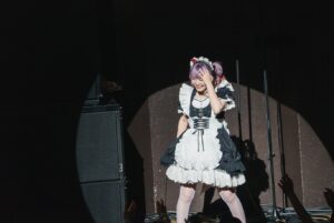 Miku Kobato Instagram - 2024.7.14🕊
BAND-MAID HALL TOUR 2024
神奈川県民ホール

早いものでホールツアー最終日から
もう6日が経ちましたっぽ。
ホールツアーはいかがでしたかっぽ？！
この日は私のEVHちゃんの
テンションが上がりすぎてしまったみたいで
2曲目から音が鳴らなくなって
サプライズでしたっぽ。w
でも、ちゃんと伝書鳩さんなので
帰ってきてくれましたっぽね。
良かったよかったっぽ。
トラブルも生ならではの特別ということで
また一つ思い出が増えましたっぽね。笑

神奈川県民ホールはあーちゃんが
学生の頃あーちゃんだった時に
出たことのある会場だったそうで、
終始嬉しそうでしたっぽ！！
思い出の場所に帰って来れるのはいつになっても
嬉しいことですっぽよね〜

今回のホールツアーセットリストは
いかがでしたっぽ？！
MV曲も多めで上がりっぱなしだったのではっぽ?!
Shamblesの頭アレンジもかっこよかったっぽ?！

そして、最後に沢山お知らせしましたっぽ🕊
🕊8.30 BAND-MAID番外編お給仕  Medium in Summer
🕊9.25 フルアルバム"Epic Narratives"リリース
🕊11月からはZepp tourも発表されましたっぽ！！

わぁ！なんて沢山！
今年後半の予定もきまりましたっぽね。
ご予約等始まっているのでお忘れ無くっぽよ！！！

It's already been 6 days 
since the last day of the hall tour.
How about a hall tour po?!
On this day, 
the tension of my amp EVH seemed to be too high, 
and I was surprised that the sound stopped playing 
from the second song po!!!
But since it is a carrier pigeon, 
it seems that it has come back properly po.
It was good, it was good po!!!🕊
The trouble is also special only for live performances, 
so it seems that there is one more memory po.??
It seems that the Kanagawa Prefectural Hall was a venue that akane had performed at when she was a student, and she seemed happy from beginning to end po.
It's always nice to be back in a place of memories po🕊
How was the hall tour setlist this time?!
There were a lot of MV songs, and it would have been fun!
Shambles' head arrangement was also cool, wasn't it?!

And finally, I made a lot of announcements po!!
🕊8.30 BAND-MAID Extra Edition Serving Medium in Summer
🕊9.25 Full album "Epic Narratives" released
🕊November, Zepp tour !!!
I think We've got a plan for the second half of this year.
Reservations have already begun, so don't forget it po!!!

#bandmaid #ホールツアー #halltour
thanks photo by @pickles_0808