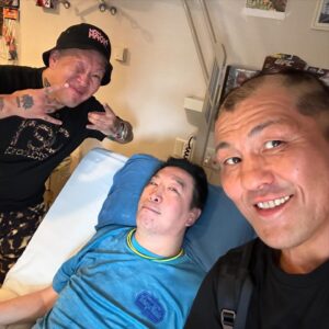 Minoru Suzuki Instagram - ReUNION 

NOSAWAを高山のところに連れてった。2人でずっと昔のアメリカのプロレスの話してて、横で聞いてるのが面白かった。GURENTAIで一緒だった時間はそれぞれの人生に大きく関わっていたんだな〜と、しみじみ。