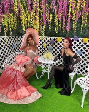 Minty Fresh Instagram - #DragCon LA 2024 Day 2 dump ✨💫

Wearing @klvnqnbrrs @muglerofficial @bitchfistnyc