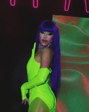 Minty Fresh Instagram - Gagged you a bit 🤭💚 
The fresh daughter launch! Follow her @faze_est 

@marinaxsummers x @lagrande_dame show was a blast! 💯
Thank you @thecampsummers for having me. 

Wearing @klvnqnbrrs
Hair @loisa_morota @salvadorshine