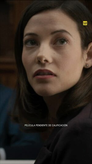 Mireia Oriol Instagram - La denuncia que rompería la cárcel del silencio. Ya puedes ver el tráiler oficial de #SoyNevenka, dirigida por Iciar Bollain con @mireiiaoriol y @urkoolazabal.

Inspirada en el caso real de Nevenka Fernández, que consiguió la primera condena en España a un político por acoso.

Una película Original @movistarplus, que tendrá su estreno mundial en el @sansebastianfes. 🎬 27 de septiembre solo en cines.