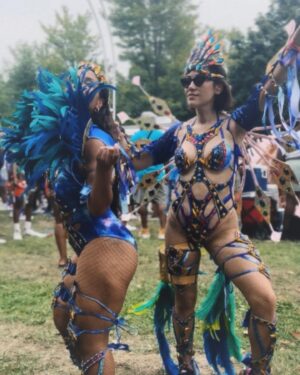 Mishel Prada Instagram - Baby’s first carnival 🦚 

Couldn’t have asked for a better mas band, thank you @tribalcarnival @dirtymedicstoronto for having us. It was truly one for the books, especially because we thought we were just walking a parade and didn’t realize, until a few minutes before, we were going to have to be on actual grand stand stage dancing and performing for judges. Naturally our band won Band of the Year 💅

#caribana #torontocarnival