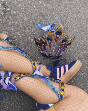 Mishel Prada Instagram - Baby’s first carnival 🦚 

Couldn’t have asked for a better mas band, thank you @tribalcarnival @dirtymedicstoronto for having us. It was truly one for the books, especially because we thought we were just walking a parade and didn’t realize, until a few minutes before, we were going to have to be on actual grand stand stage dancing and performing for judges. Naturally our band won Band of the Year 💅

#caribana #torontocarnival