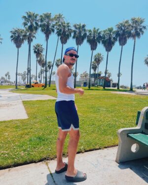 Mister V Instagram - Tu m’avais manqué toi 🇺🇸🌴❤️