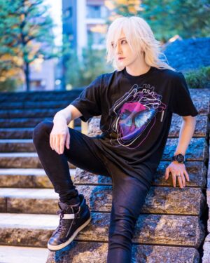 Miura Ayme Instagram - 🥀Miura Ayme Original T-Shirt is now available on the shop✨
🎁You can buy here @fakestarusa 

.
.
.
.

#visualkei #キャバクラ #ホスト #vkei #shibuya #アニメ #キャバ嬢 #uk  #v系 #東京 #渋谷 #ukcosplayer #コスプレ #cosplay #コスプレイヤー #akihabara  #ldn #ヴィジュアル系 #cosplayer #ミウラアイム #歌舞伎町 #メンズアイドル #ObeyMe #shallwedate #乙女ゲーム #otomegame #otomegames