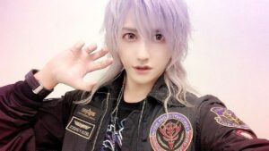 Miura Ayme Instagram - .
I love Zeon!! Delaz Fleet jacket😈💕

.
.
.
.

#visualkei #キャバクラ #ホスト #vkei #shibuya #アニメ #キャバ嬢 #uk  #v系 #東京 #渋谷 #ukcosplayer #コスプレ #cosplay #コスプレイヤー #akihabara  #ldn #ヴィジュアル系 #cosplayer #ミウラアイム #歌舞伎町 #メンズアイドル #ObeyMe #shallwedate #乙女ゲーム #otomegame #otomegames