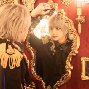 Miura Ayme Instagram - .

Mirror mirror on the wall, who's the fairest of them all?🪞

　
.
.
.
.

#visualkei #キャバクラ #ホスト #vkei #shibuya #アニメ #キャバ嬢 #uk  #v系 #東京 #渋谷 #ukcosplayer #コスプレ #cosplay #コスプレイヤー #akihabara  #ldn #ヴィジュアル系 #cosplayer #ミウラアイム #歌舞伎町 #メンズアイドル #ObeyMe #shallwedate #乙女ゲーム #otomegame #otomegames