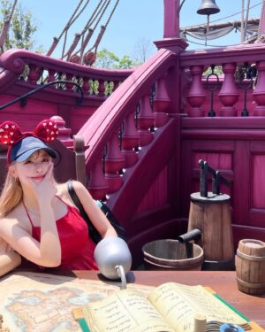 Miyabi Natsuyaki Instagram - 🎋💫✨
If you can dream it, you can do it.🫶🏻

#disneysea 
#fantasysprings 
#ファンタジースプリングス 
#ディズニー新エリア
#ネバーランド 
#ピーターパン