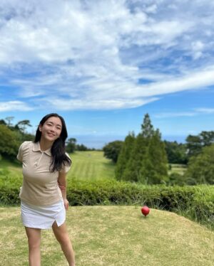 Miyako Sono Instagram - 〜サウナ女子と熱海へサ旅〜
熱海の歴史ある宿にサウナが誕生したということで
熱海倶楽部迎賓館へ @atamiclub

プライベートサウナに客室露天風呂、
そしてオーシャンビュー！！！
あったらいいなが全部詰まったお部屋に一泊しました✨

とっても広いお部屋と広いテラスにサウナ！

お部屋から熱海倶楽部のコースが見えて
すぐゴルフに行ける距離！！

普段はサウナとゴルフで忙しい私にとって天国のような宿でした

お宿のサ飯も美味しくて幸せだらけの旅になったな〜。

好きな時に好きなだけ、お部屋のサウナと100%源泉掛け流し露天風呂に入れて贅沢なひと時にととのいました

サウナーもゴルファーも楽しめる場所で素敵。

大人の贅沢サ旅に感謝♡

#熱海倶楽部迎賓館
#熱海ゴルフ倶楽部
#サウナ
#ゴルフ
#サウナー
#saunner
#atami
#golf
#harviajapan