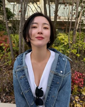 Miyako Sono Instagram - そういえば！ショートヘアになりました！

ワールドサウナツアーするから
たくさんサウナに入るから