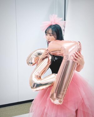 Mizuki Fukumura Instagram - おぎゃーーーーー！！！
27年前のこの時間に産まれました👶🏻🍼 ̖́-‬

#03時08分
#morningmusume23 #モーニング娘 #morningmusume #モーニング娘23 #譜久村聖