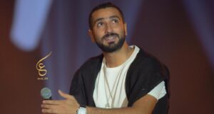 Mohamed Al Sharnuby Instagram - ‎النهارده يوم من أسعد ايام حياتي .. احساس عمري ما حسيت بيه قبل كده.. فرحه و خوف و ذهول بحب الناس اللي عمري ما كنت اتخيله.
‎شكرا جدا للجمهور السعودي و يارب اكون اسعدتكم زي ما انتوا مليتوا قلبي فرح و سعاده.
‎شكرا شركة بنش مارك على التنظيم الرائع.
‎و اخيرا شكرا معالي المستشار تركي آل الشيخ على دعمك و مساعدتك.
@turkialalshik @benchmarkksa @gea_saudi