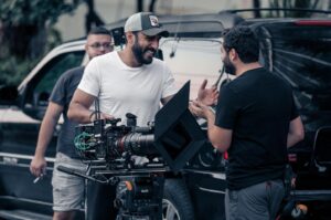 Mohamed Gomaa Instagram - It’s always a pleasure working with Talented creative people  _.  #مسلسل_هروب #شجون_الهاجري #storytelling #soon #behindthescenes #filmimdustry #drama #work #filmdirector #mohamedgomaa #المخرج_محمد_جمعه #work #tv #film #tvseries