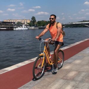 Mohamed Gomaa Instagram - 🚴🏽‍♂️ balance is not something you find . it is something you creat ✨