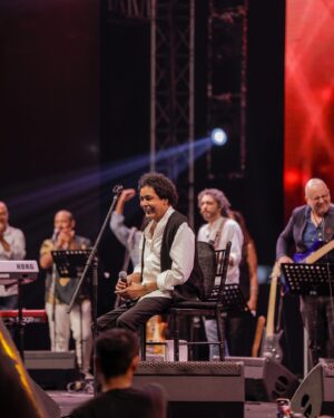 Mohamed Mounir Instagram - 30 . 09 . 22
.
.
.
@ ZED PARK