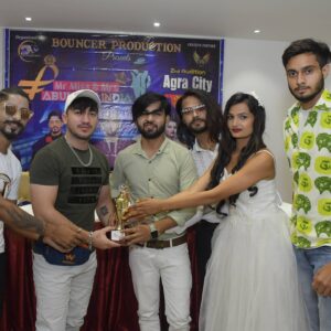 Mohd Talib Instagram - Agra audition.  @bouncerproduction
Show @mrmissmrsfabulousindia
With @realnikku__
@sakshijaiswal224
@mevaibhav0662officially @i_m_david07 @karanbishtofficial @pk_photography8115 @maahiqueen4121 . 
। 
। 
। 
। 
। 
. 
। 
#modellife #modelling #bouncerproduction #mohdtalibofficially #cast #casting #mrmissmrsfabulousindia #internationalrunwayfashionweak
#irfw
#mrindia