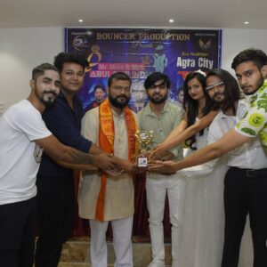 Mohd Talib Instagram - Agra audition.  @bouncerproduction
Show @mrmissmrsfabulousindia
With @realnikku__
@sakshijaiswal224
@mevaibhav0662officially @i_m_david07 @karanbishtofficial @pk_photography8115 @maahiqueen4121 . 
। 
। 
। 
। 
। 
. 
। 
#modellife #modelling #bouncerproduction #mohdtalibofficially #cast #casting #mrmissmrsfabulousindia #internationalrunwayfashionweak
#irfw
#mrindia