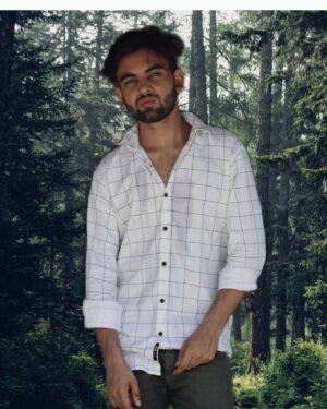 Mohd Talib Instagram - Sahi Waqt Par Karwa Denge Hadon Ka Ahsaas Kuchh Talaab Khud Ko Samandar Samajh Baithhe Hain....🖕...
#skin #portrait  #travel #likeforlikes #followme  #instadaily #natural #photoshoot #bhfyp #me #makeuptutorial #amazing #fitness #photographer #skincareroutine #hairstyle #selfie #likes #makeuplover #l #blogger #health #eyes #ootd #instalike #instabeauty #fashionblogger #selfcare #kanpurinfluencers #modellife