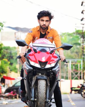 Mohd Talib Instagram - The greatest discovery of all time is that a person can change his future by merely changing his attitude.”....
#model #bollywood #kanpur #kanpurinfluencers