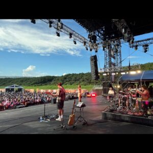 Moka Kamishiraishi Instagram - SUMMER SONIC  2024 
出演させていただきました

adieuにとって初のフェス、サマソニ🏖️
とんでもない暑さだったけれど、歌っているときにいい海風が吹いて、集ってくださったみなさまと一体になれた瞬間を感じてグッときました　特別だった〜わすれません

また会える日がくるように、精進します🐬
12/22のワンマンもよろしくお願いします❤️‍🔥