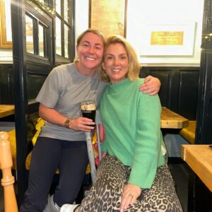 Molly McCann Instagram - Kerry never disappoints 💚💛 down time that’s good for the soul!  Family time well spent, feeling very grateful!  Can’t wait for the next trip with me Fambo and doggos! 💙🤍
