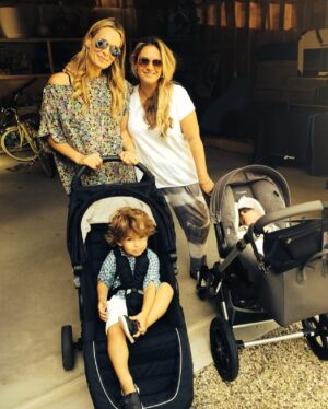 Molly Sims Instagram - From our late 20’s to dating to heartbreak to weddings to raising kids to co-hosting to FaceTiming each other at the mall convincing each other “we need something” 😜 to leaning on each other through every hard time ❤️ @emesegormley thank GOD I told you I liked your hair 20 years ago at an event and Thank GOD you actually followed up to hangout. 😂 I would’ve missed out on the best friend I could’ve ever asked for. 

You’re my partner in crime and always tell me how it is, whether I like it or not 😉 and I wouldn’t want it any other way. Love you woman ❤️