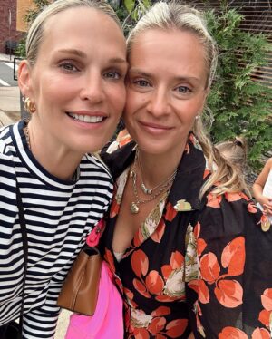 Molly Sims Instagram - From our late 20’s to dating to heartbreak to weddings to raising kids to co-hosting to FaceTiming each other at the mall convincing each other “we need something” 😜 to leaning on each other through every hard time ❤️ @emesegormley thank GOD I told you I liked your hair 20 years ago at an event and Thank GOD you actually followed up to hangout. 😂 I would’ve missed out on the best friend I could’ve ever asked for. 

You’re my partner in crime and always tell me how it is, whether I like it or not 😉 and I wouldn’t want it any other way. Love you woman ❤️